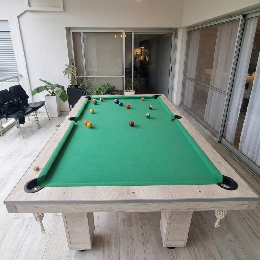 Mesa pool Helsinki verde